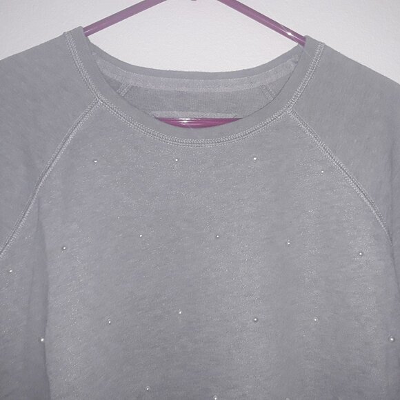 Abercrombie & Fitch Lg Lightweight Gray Sweatshirt w/White Pearls - Picture 2 of 5